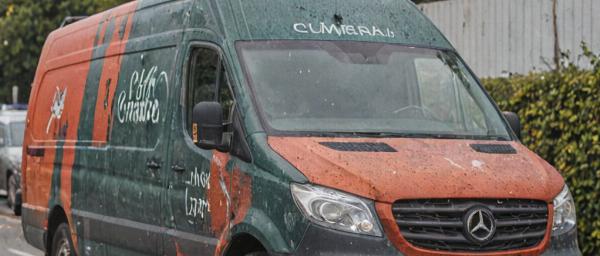 Commercial fleet vehicle paint job